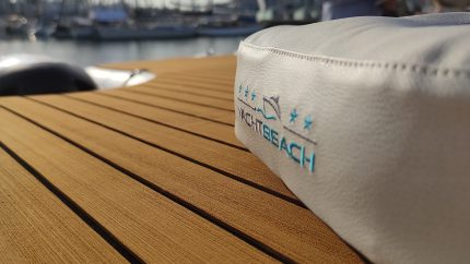 Yachtbeach – Floating Cup Holder For 11 gallery image