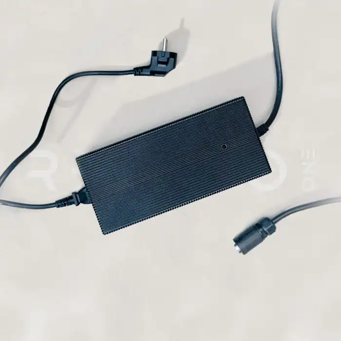 Charger 42V10A 420W 230V RemigoOne featured image