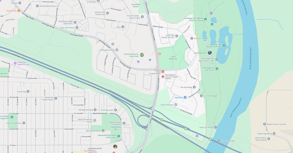 Map of Sunset Park area showing parks, roads, and the nearby river for navigation and local exploration.