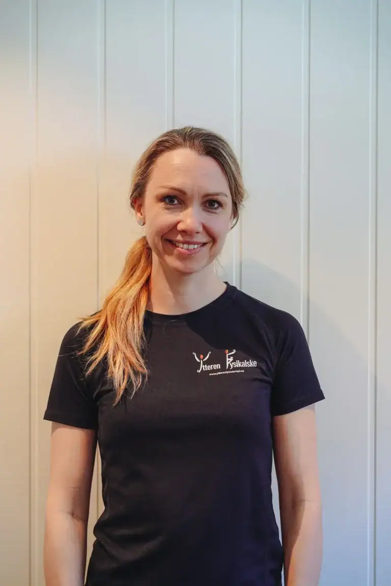 Manuellterapeut Jennifer Michaelsen ved Ytteren Fysikalske, med spesialisering i barn og unge samt lymfødembehandling.