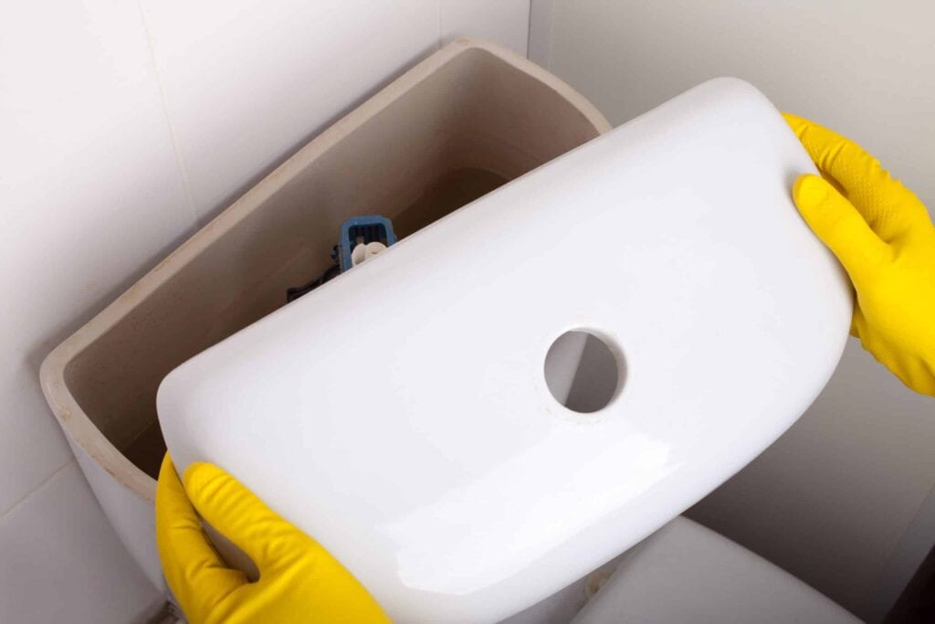 How To Fix A Leaking Toilet Cistern