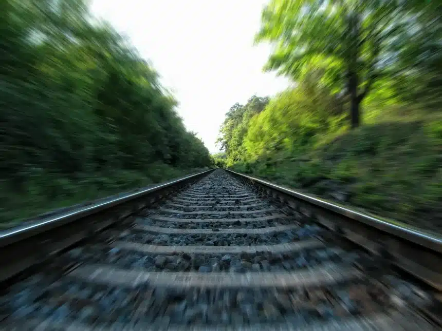 Vía tren ferrocarril