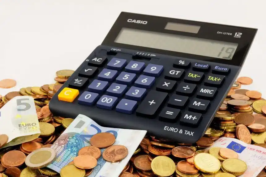 Dinero Euros Economía Calculadora