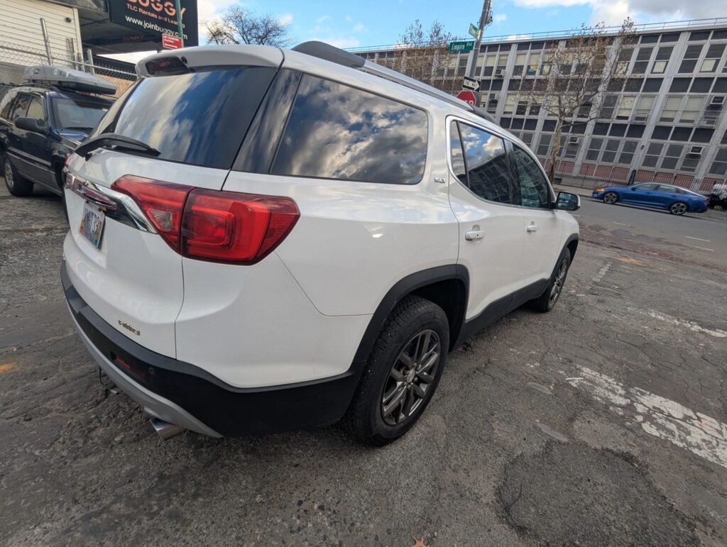 White SUV parked outdoors at 770 Auto Service, showcasing vehicle servicing and repair expertise.