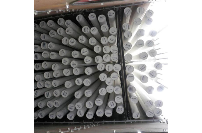 Filter-bags-inside-dust-collector-777x513
