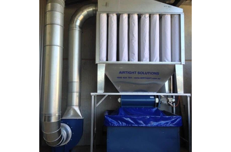 T1000-dust-collector-with-rotary-valve-kit-fitted-777x513