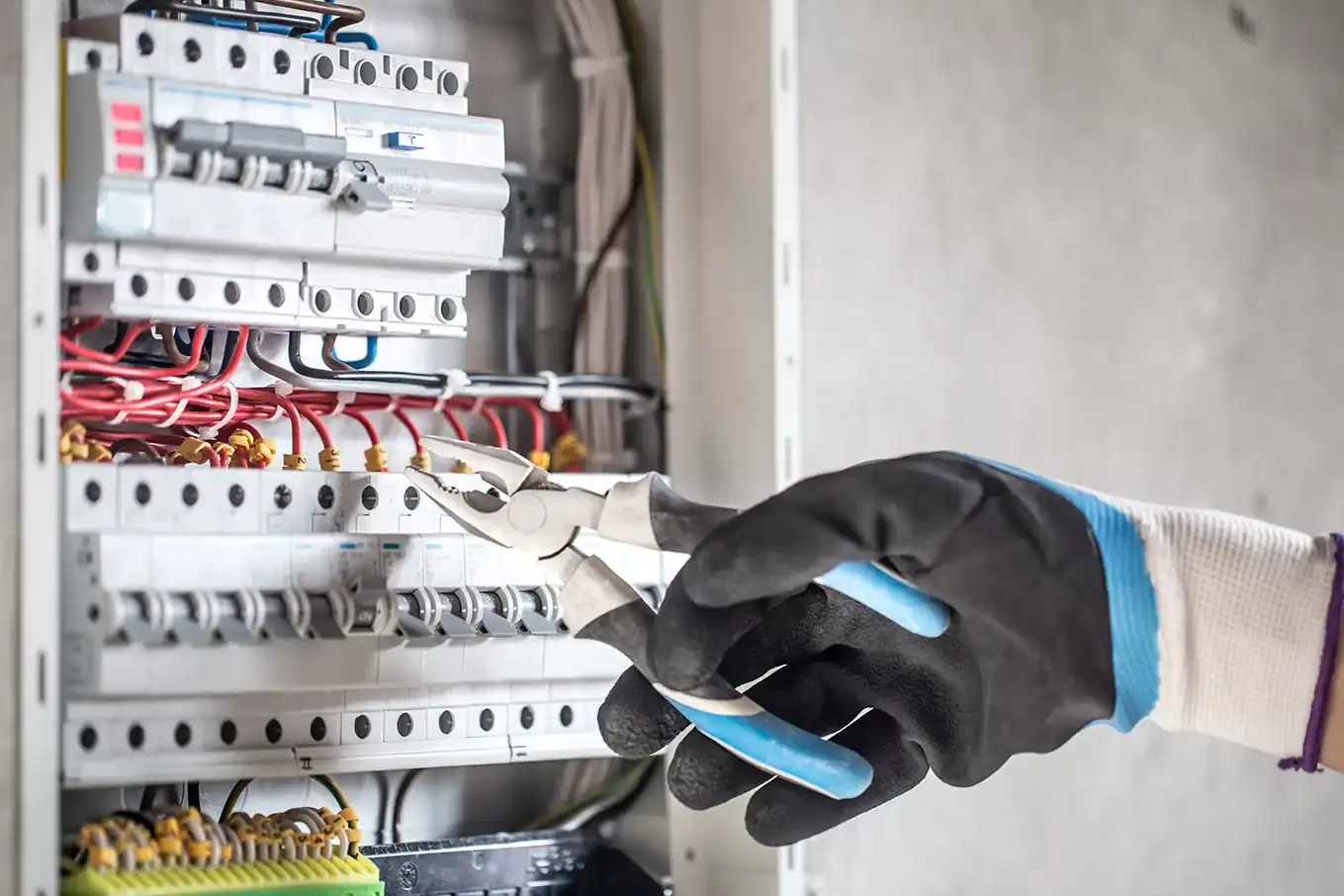 commercial electric work | angelo electric