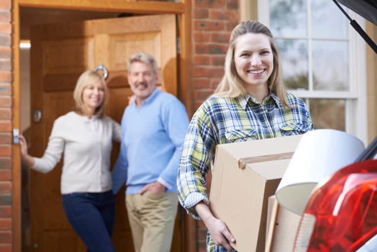 Adult Daughter Moving Out Of Parent's Home