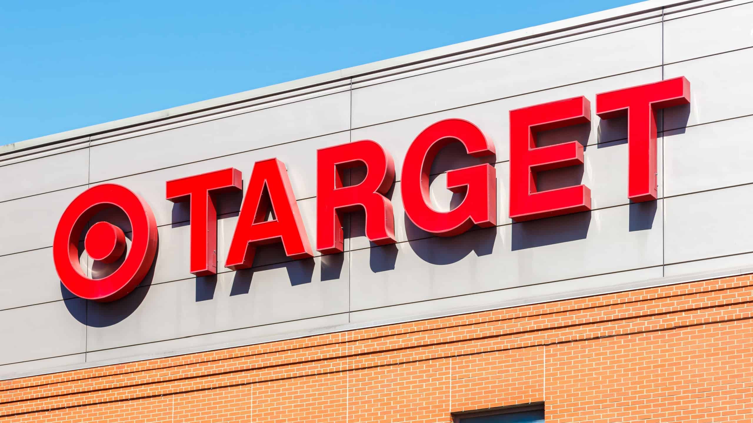 Target logo on a discount department store branch supermarket shop discounter in Chicago, United States.