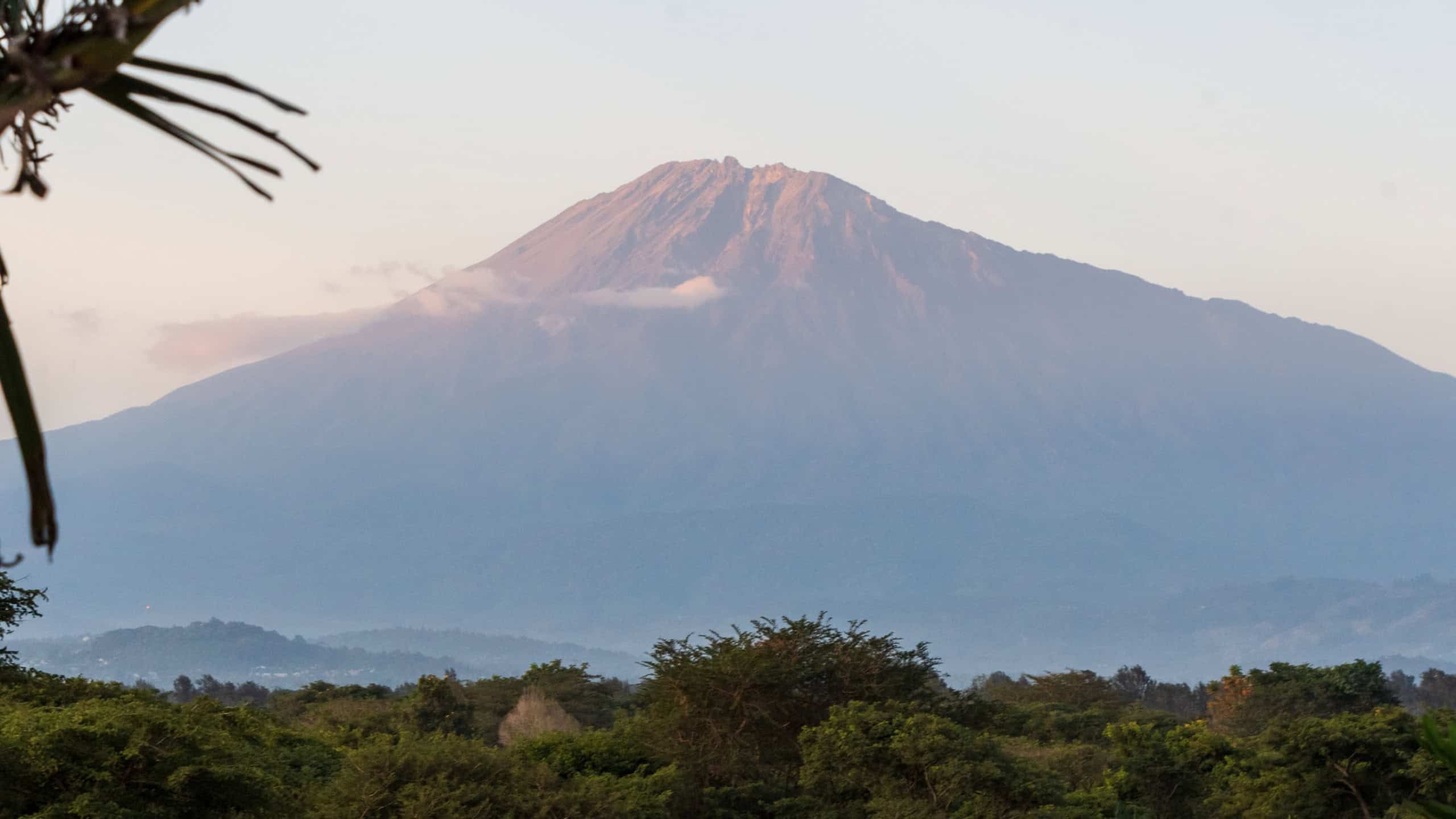 Impression of Mount Meru, as seen from the town of Arusha, Tanzania