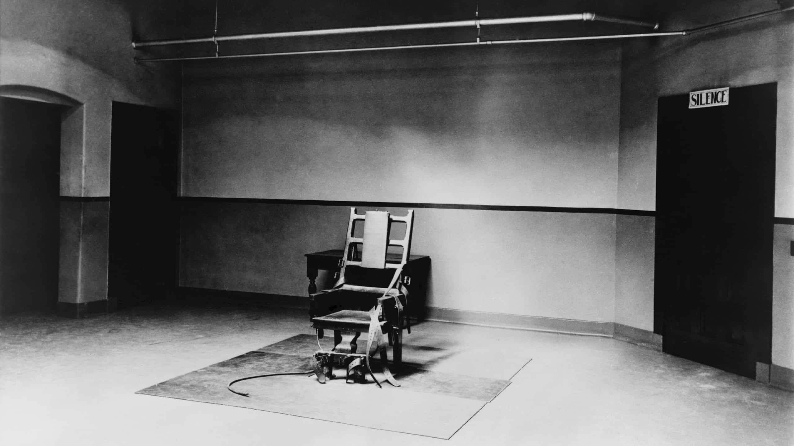 Death chamber and electric chair at Sing Sing Prison in 1923.