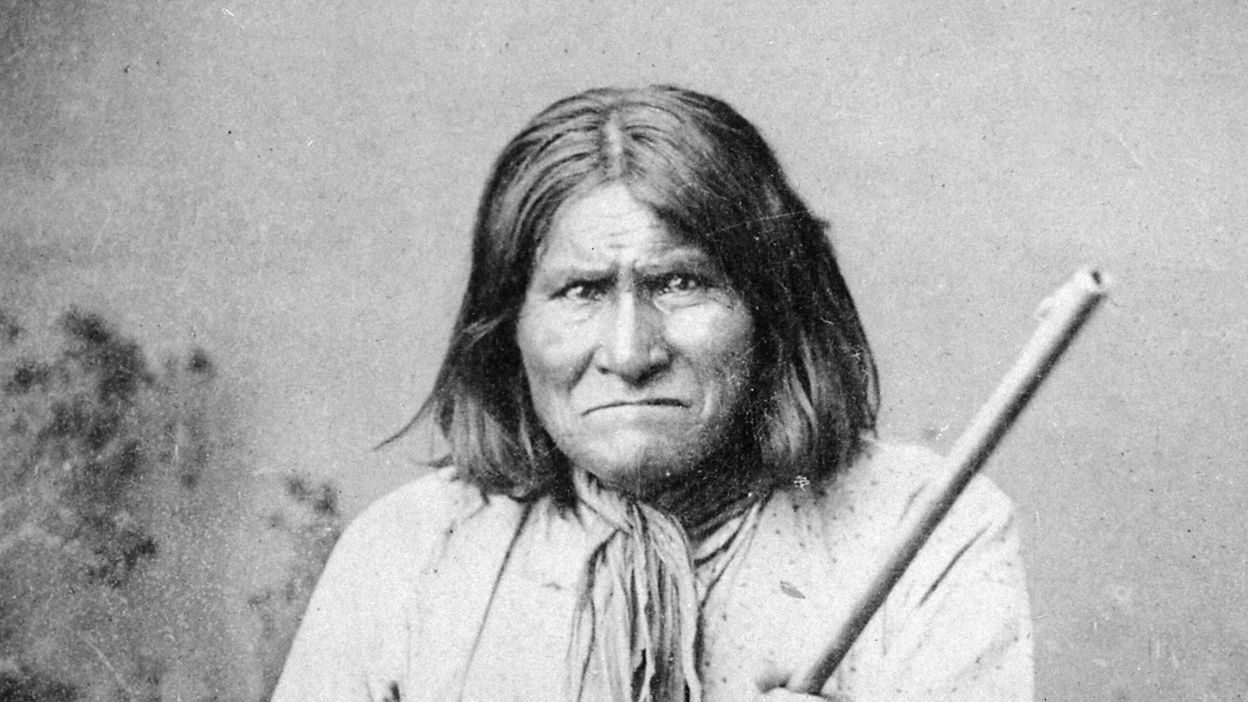 Geronimo (Goyathlay), a Chiricahua Apache