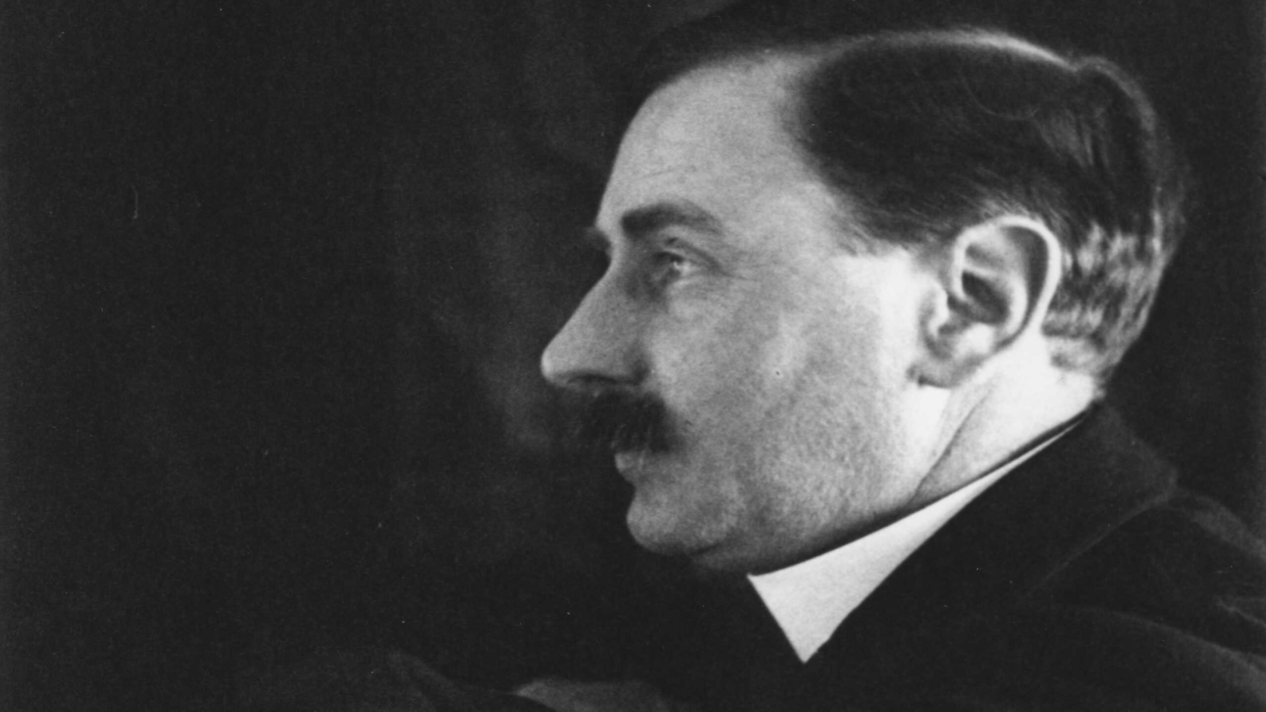 H.G. Wells, 1910 (3835964687)