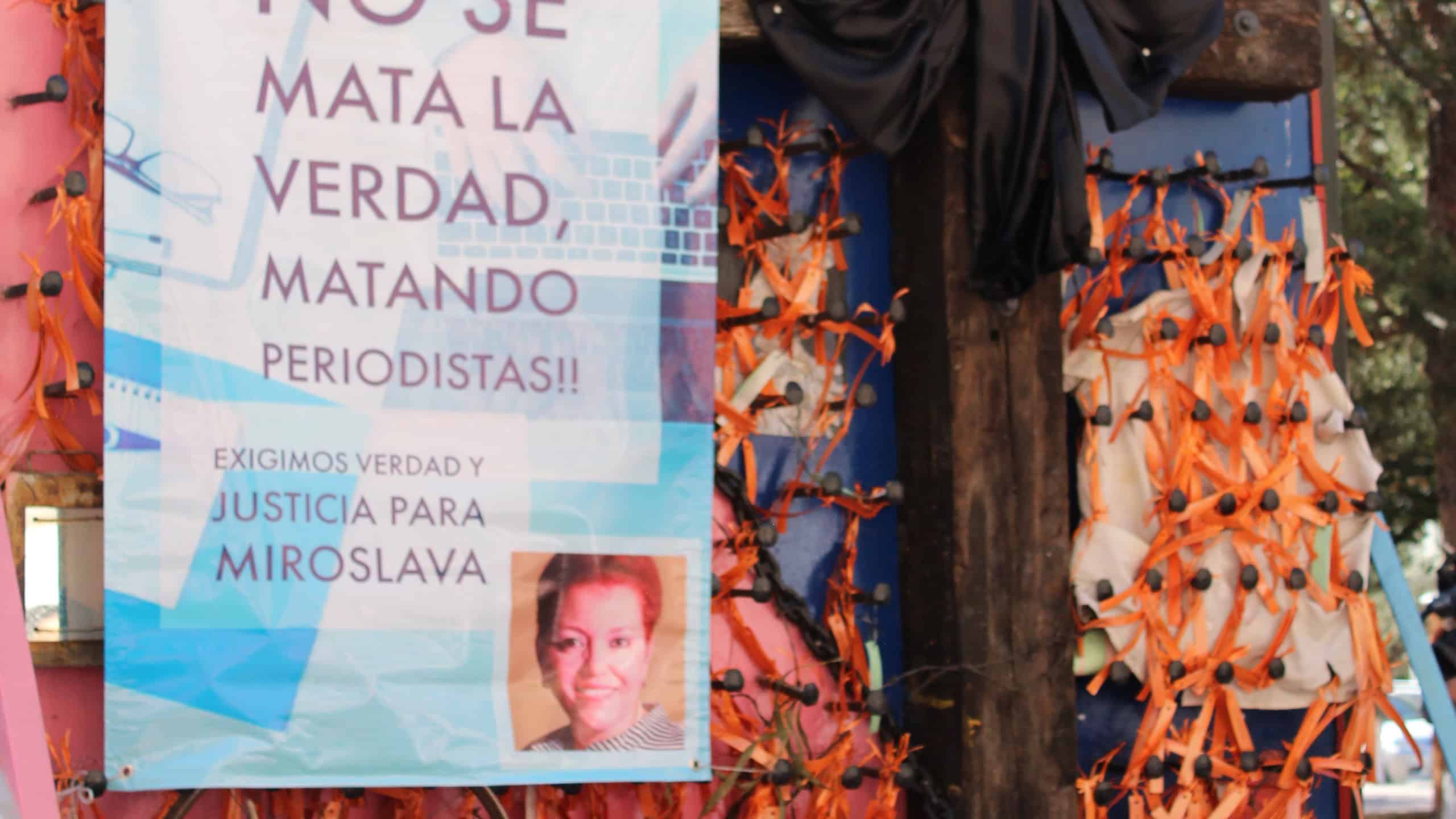 Tribute to Miroslava Breach Velducea days after her assassination, in la Cruz de Clavos in Chihuahua, Chih.