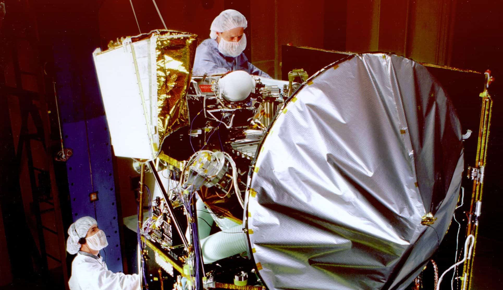 Loss of Mars climate orbiter (1999)