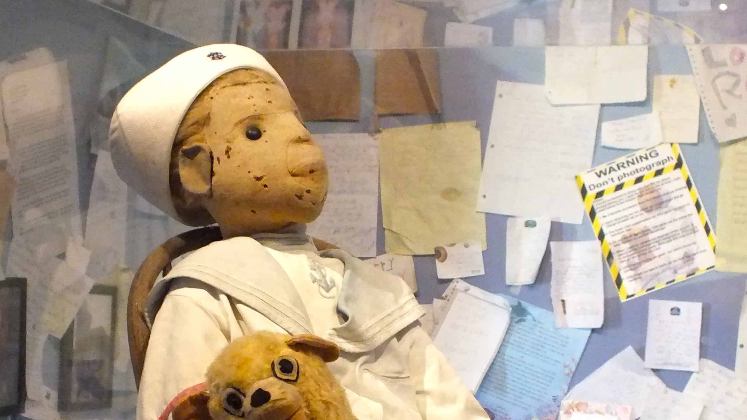 Robert The Doll