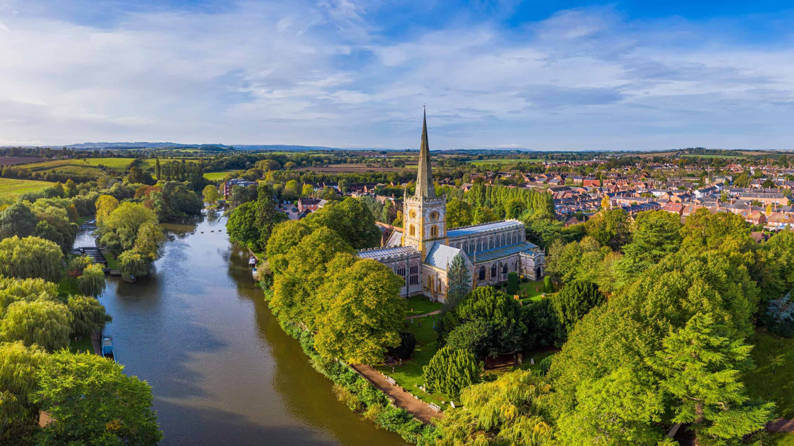 The Church of the Holy Trinity, where Shakesphere is buried, River Avon, Stratford-upon-Avon, Warwickshire, England, United Kingdom, Europe