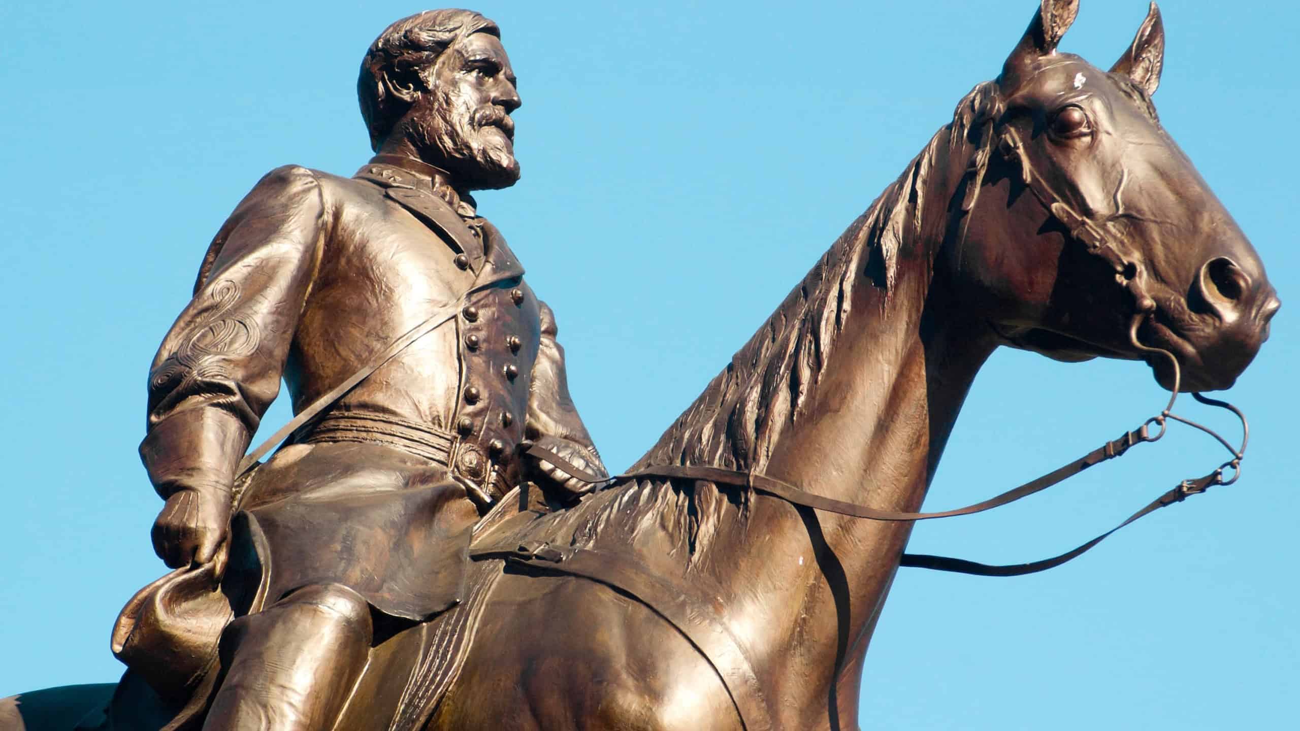 General Robert E. Lee on Traveller, atop the Virginia State Memorial, Seminary Ridge