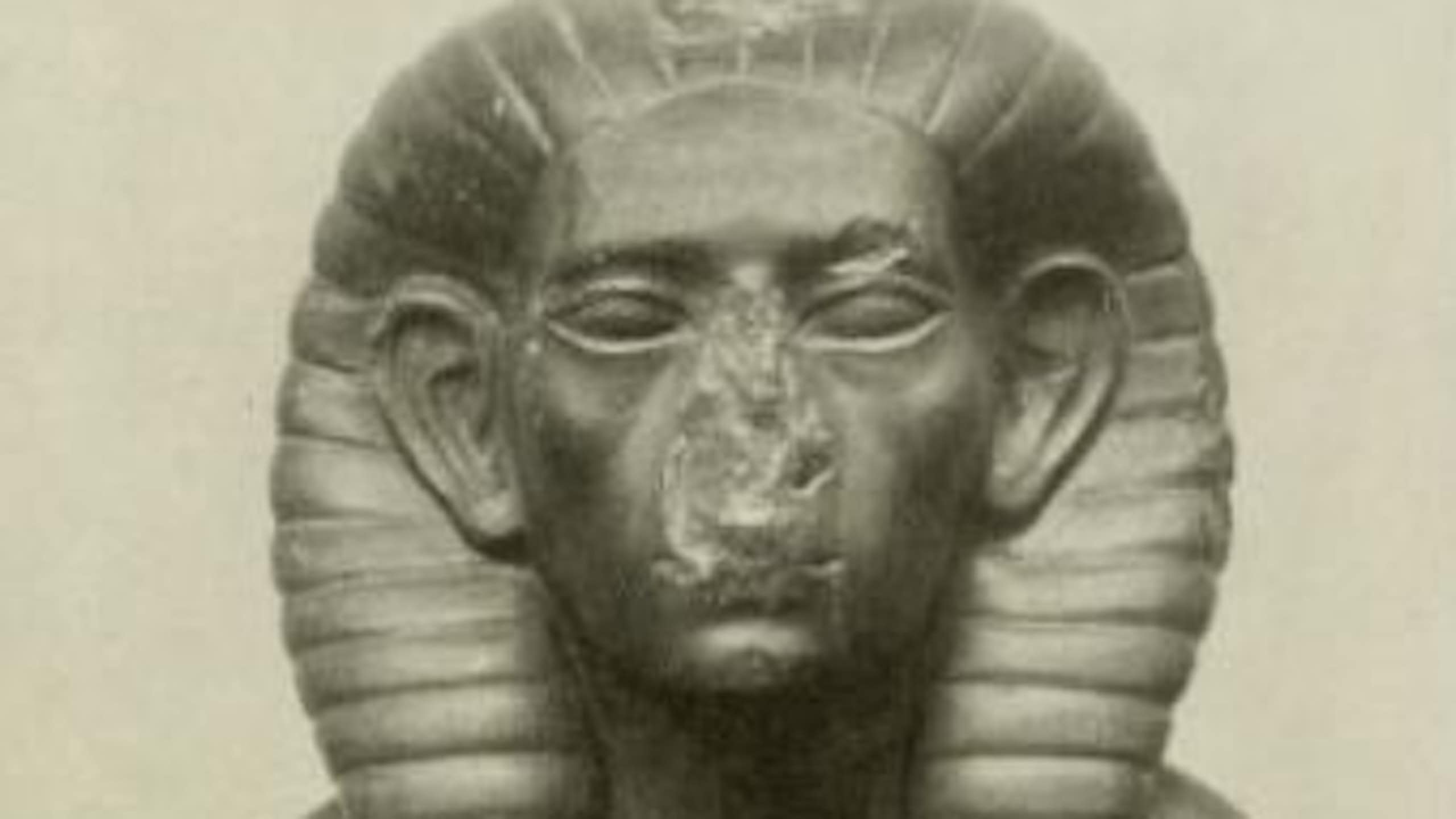 Statue of the head of queen Neferusobek, Berlin Egyptian Museum, lost in World War Two.