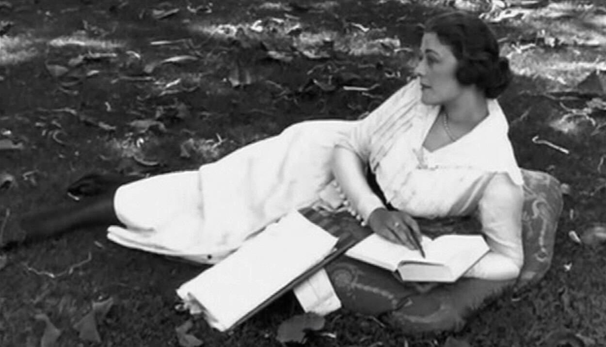Frances Marion Posing