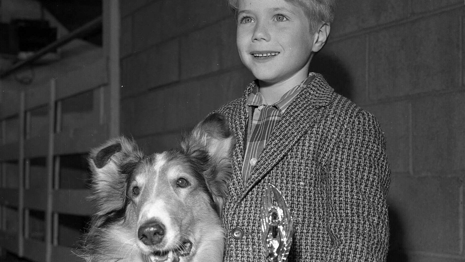 Jon Provost and Lassie with the Patsy Award