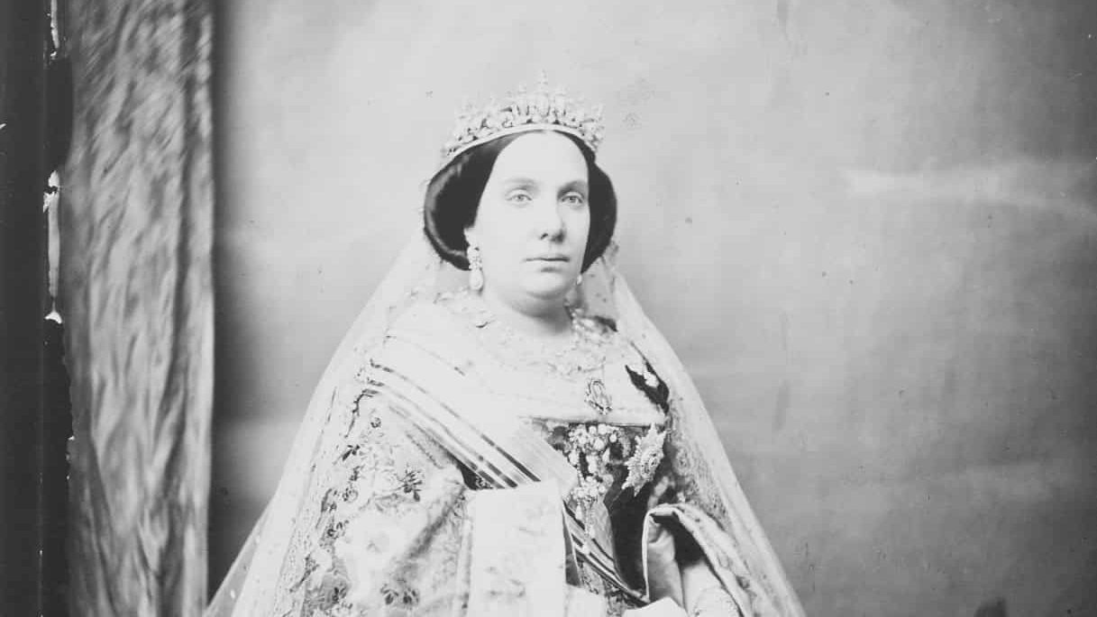 Isabella II of Spain photo