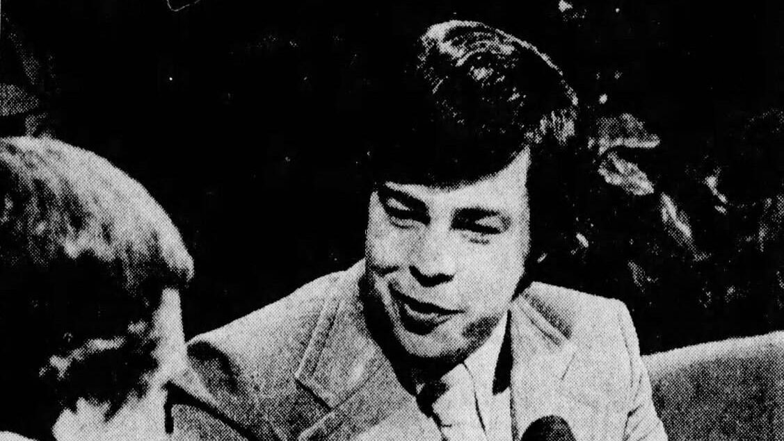 Jim Baker talks with Bill Brafford
