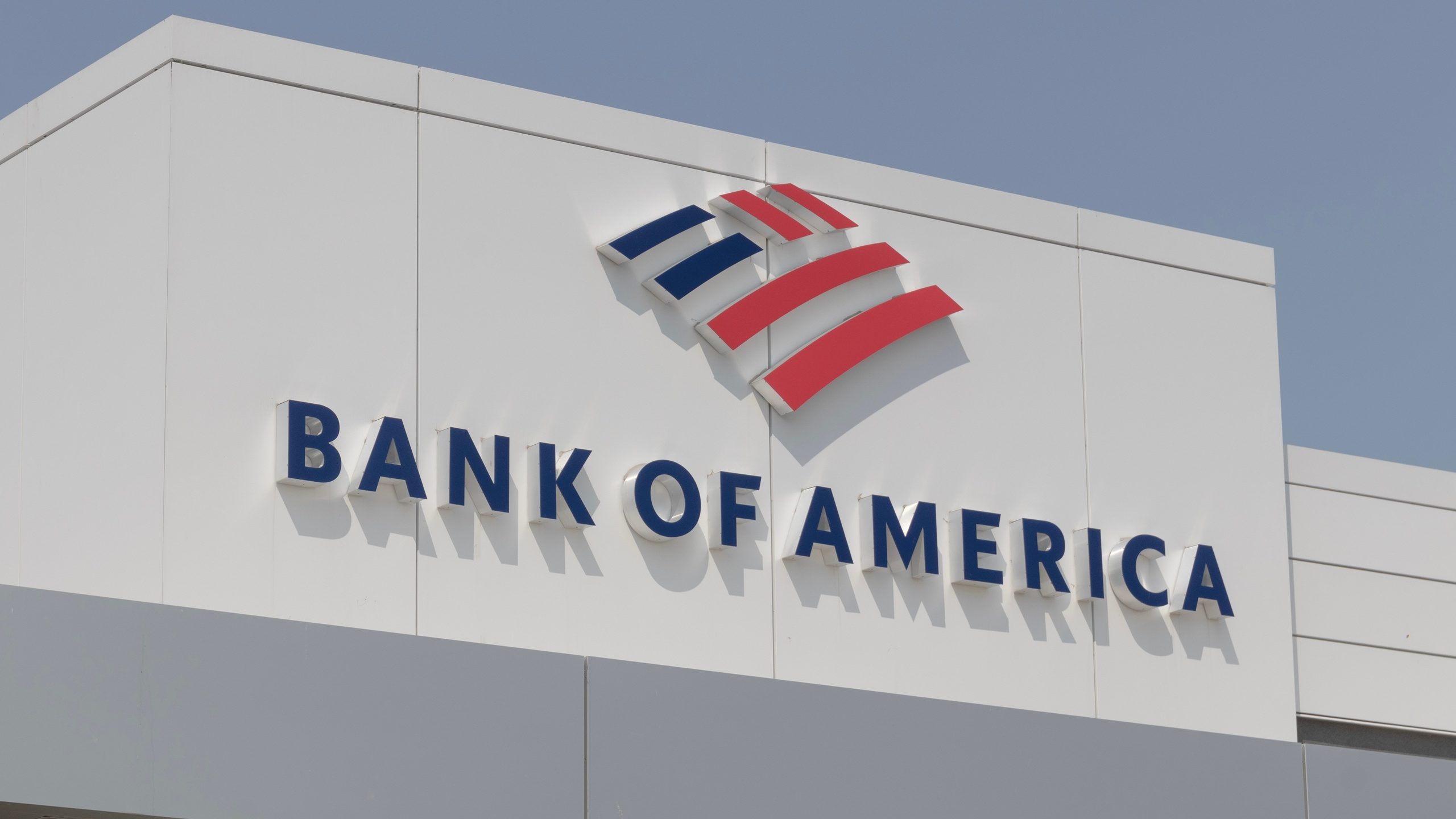 Indianapolis - Circa May 2023: Bank of America investment bank and loan branch. Bank of America is also known as BofA or BAC.