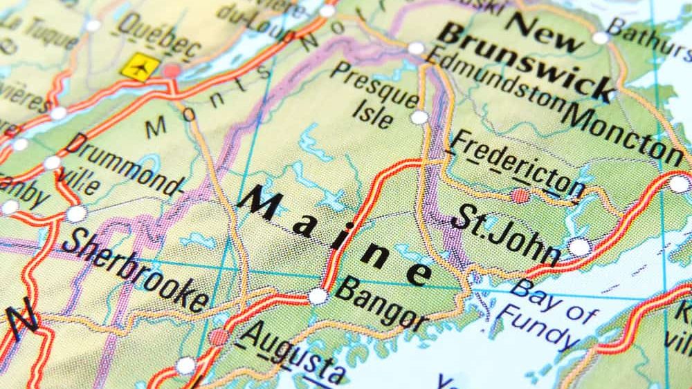 Map of the USA with focus on Maine