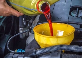 Mobile transmission fluid service by Atlas Mobile Repair