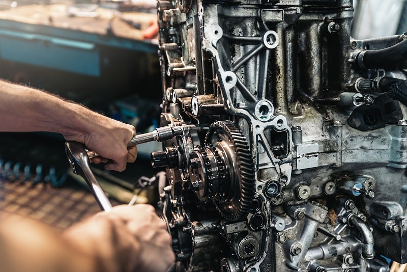 Engine repair and maintenance services for optimal vehicle performance. Expert technicians ensure yo.