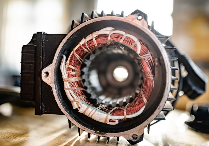 High-quality alternator repair services at Auto Tech Solutions. Expert diagnostics and maintenance f.