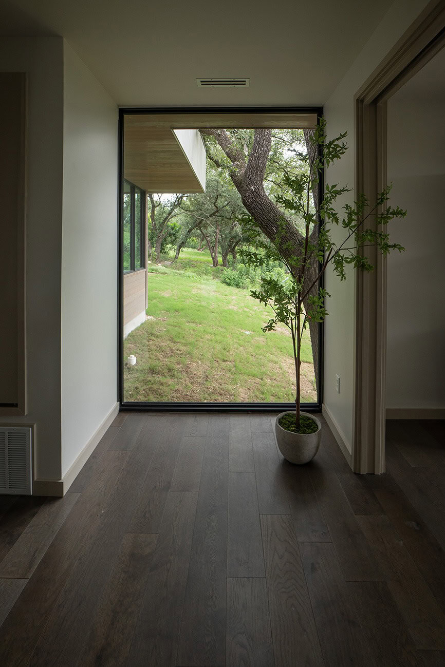 hardwood floor | Baker Flooring & Design Logo