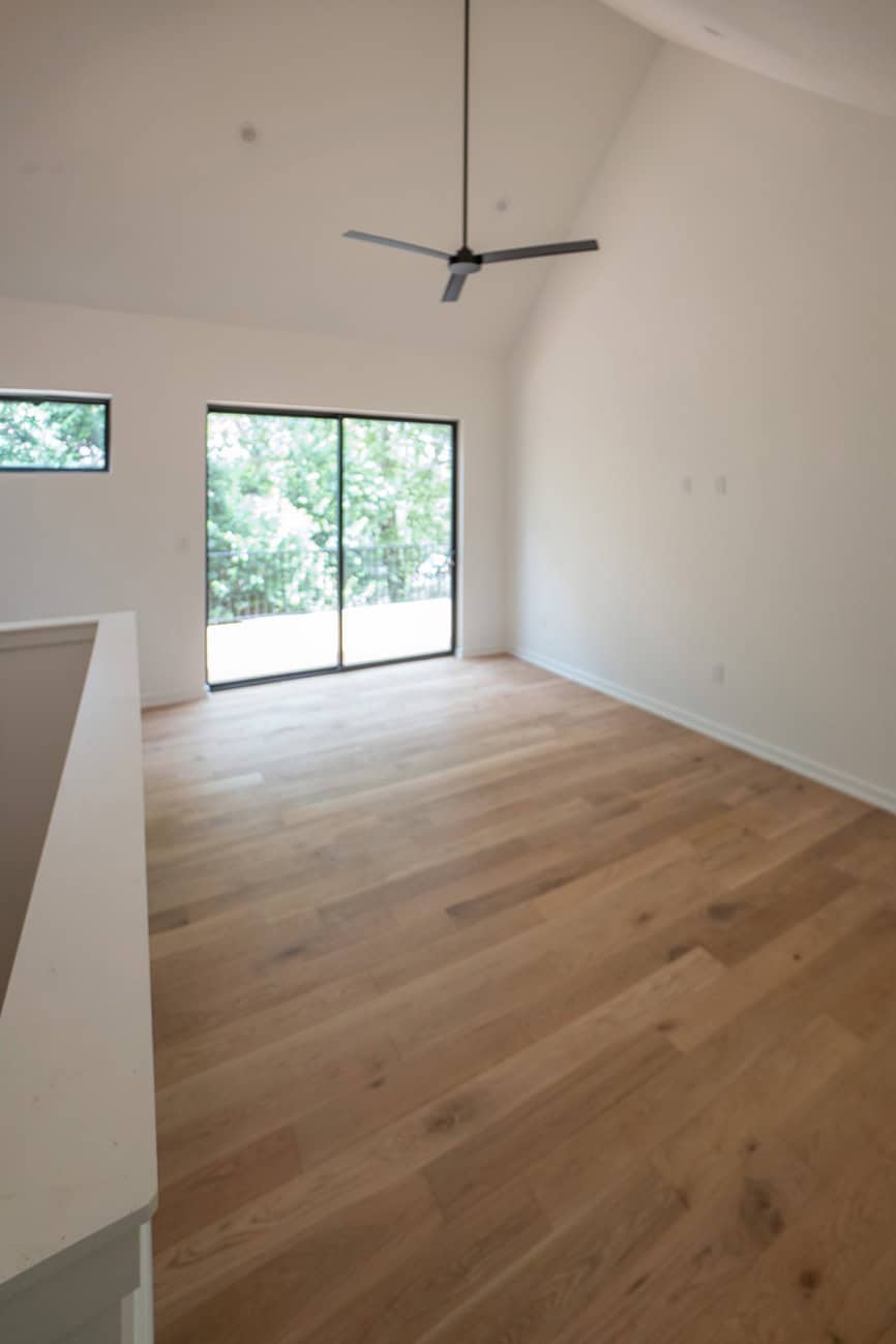 hardwood floor | Baker Flooring & Design Logo