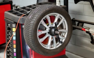 Tire being mounted on a wheel at Big Sky Tire and Repair.