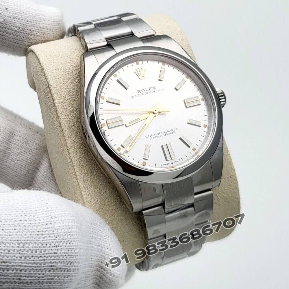 Rolex Oyster Perpetual Silver Dial 41mm Exact 1:1 Top Quality Replica Super Clone Swiss ETA 3230 Automatic Movement Watch