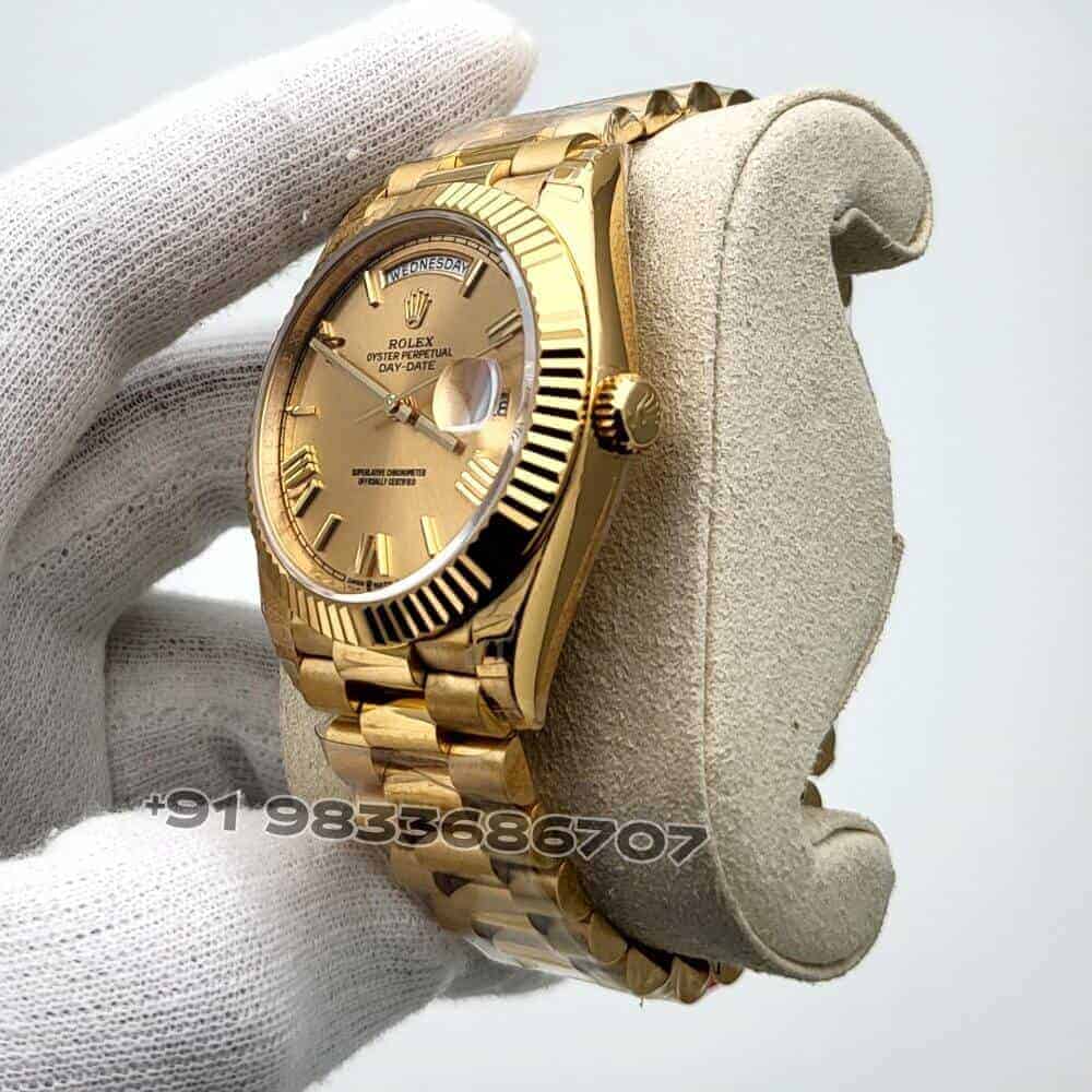 Rolex Day-Date 18kt Yellow Gold Champagne-colour Dial 40mm Exact