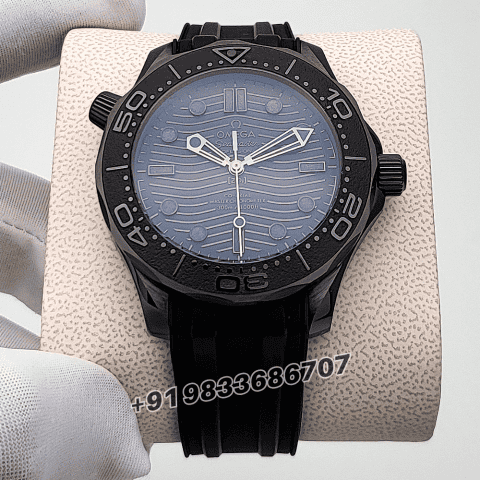 Omega Seamaster Diver 300M Black Ceramic On Rubber Strap Black Dial 43.5mm Exact 1:1 Top Quality Super Clone Replica Swiss ETA 8806 Automatic Movement Watch