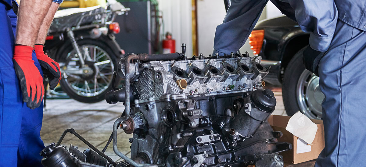 Auto Engine Repair: Common Problems & Fixes