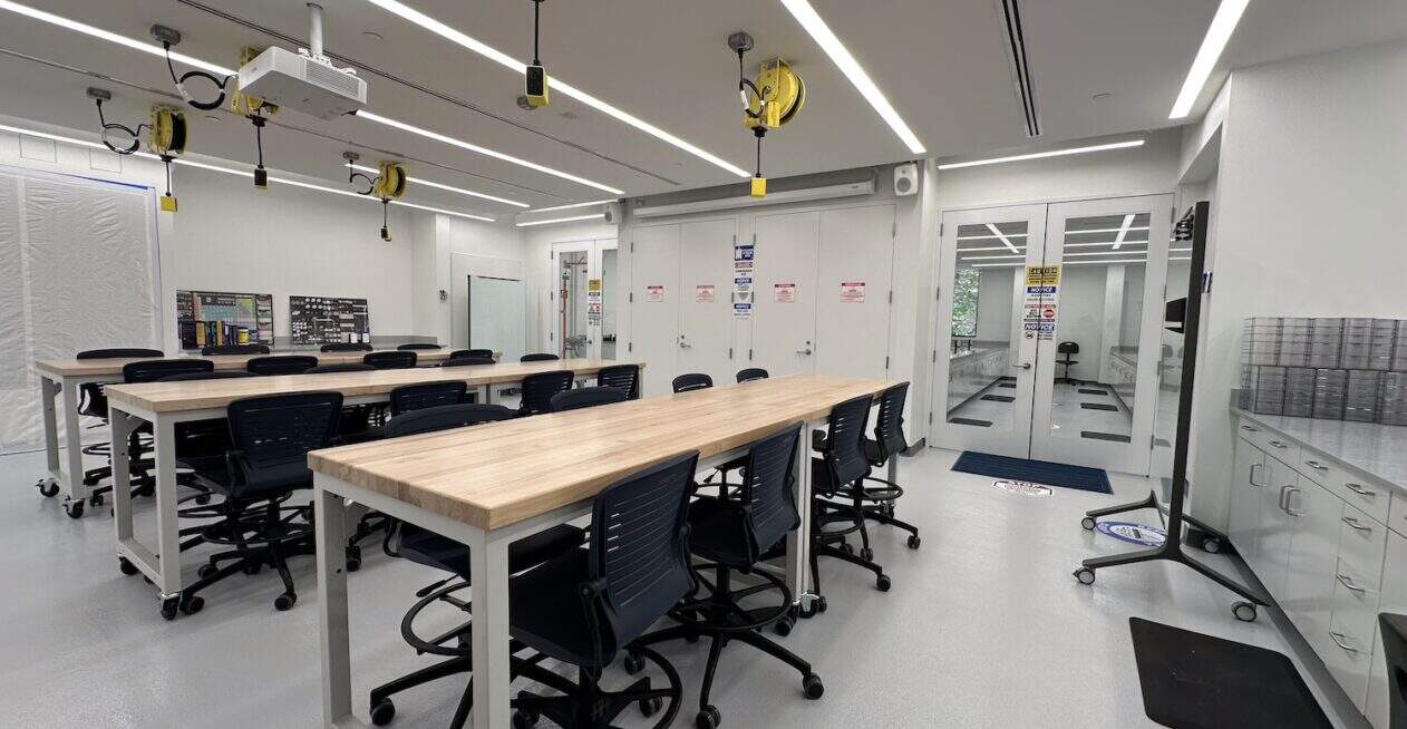 Public Research University of NJ - Lab Demolition & Renovation