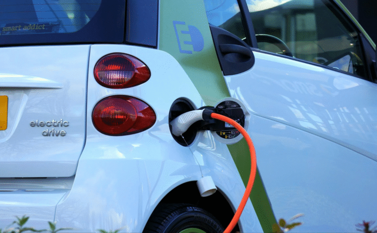  Electric Vehicle Maintenance: What You Need to Know