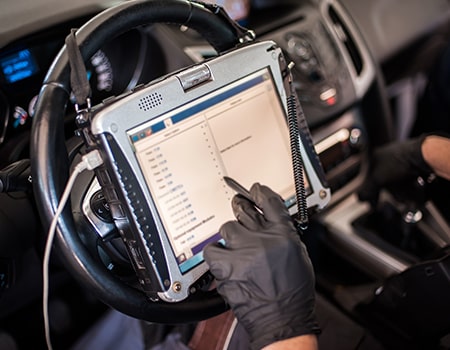 Vehicle diagnostic testing for accurate auto repairs and maintenance.