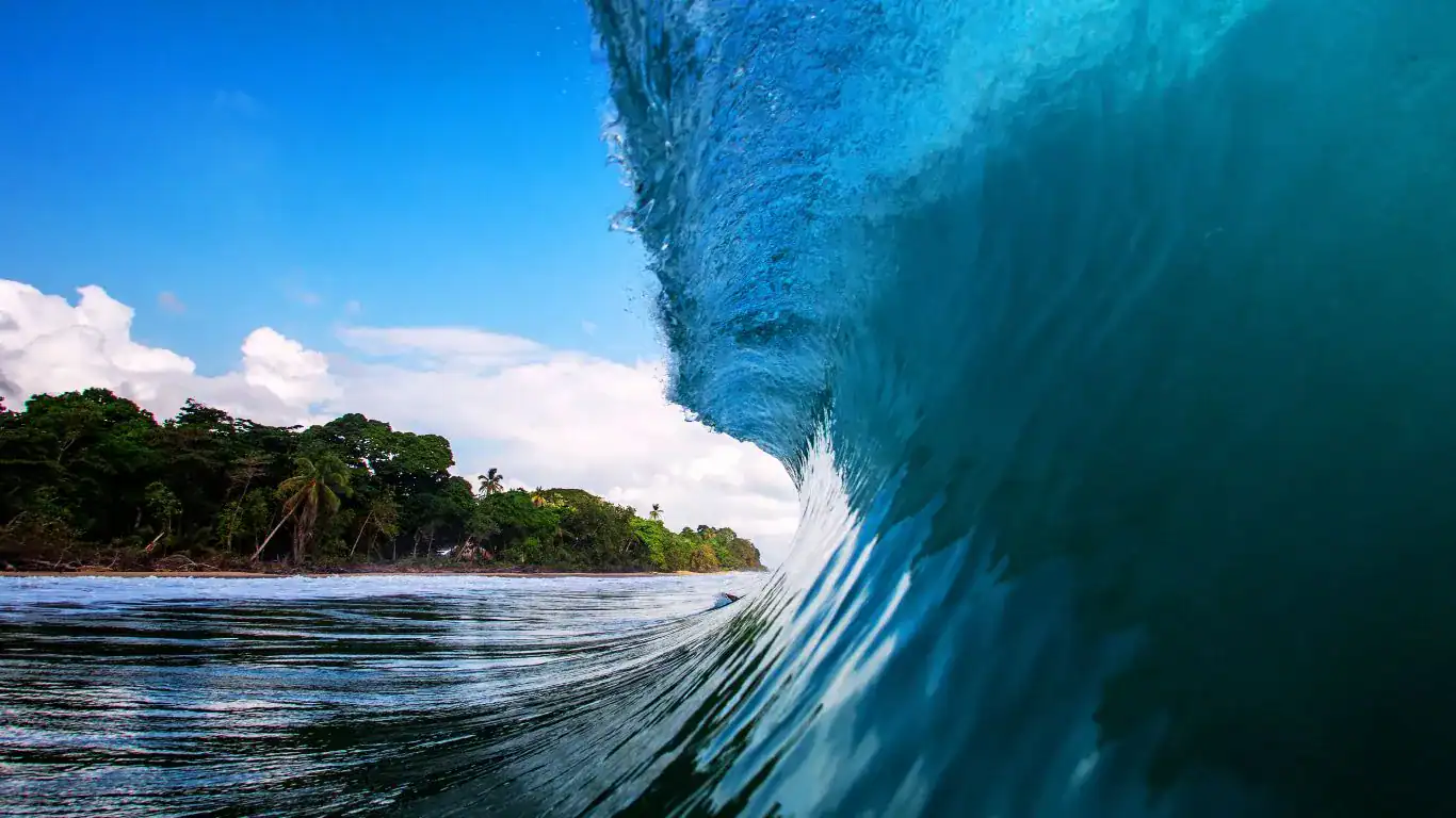 surfing in central america