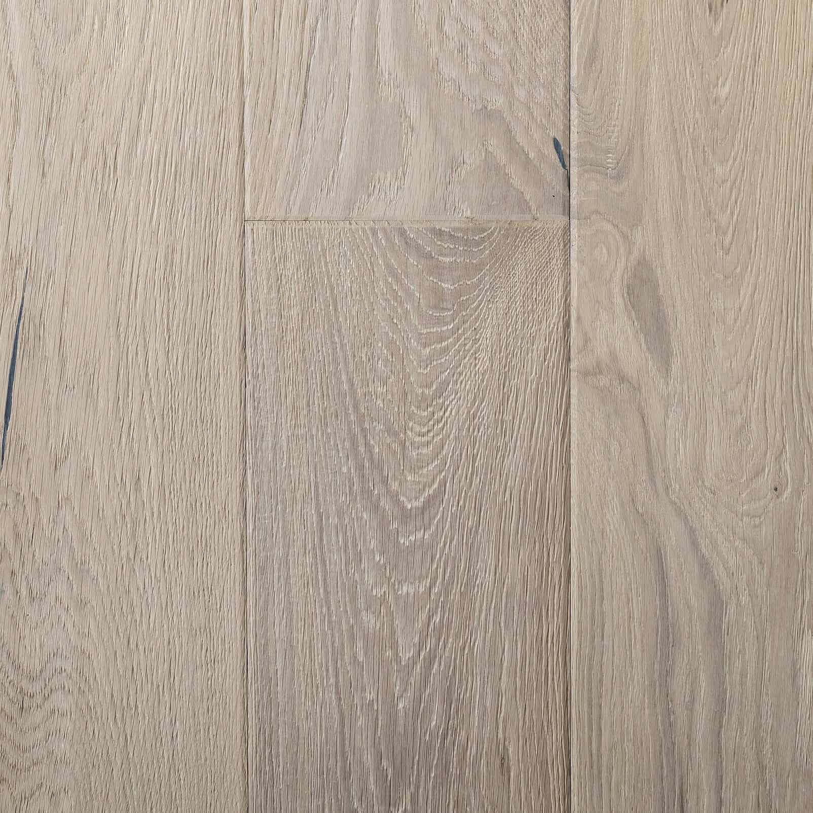 Creative Floors_Florence_8000_02 Smooth oak hardwood flooring in natural finish for modern home interiors.