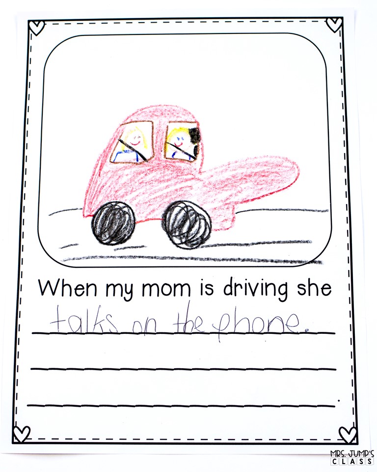 Mother's Day Book Gift and Keepsake from Kindergarten or 1st Grade FREE Sample! Easy classroom project for your kids to make!