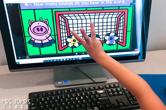 Digital phonological awareness slides to use in your PreK, K, or 1st grade classroom or through a video conferencing platform for distance learning.
