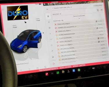 Duro EV electric vehicle displayed on service management screen.