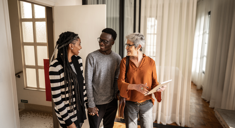 20231030 A Real Estate Agent Helps Take the Fear Out of the Market