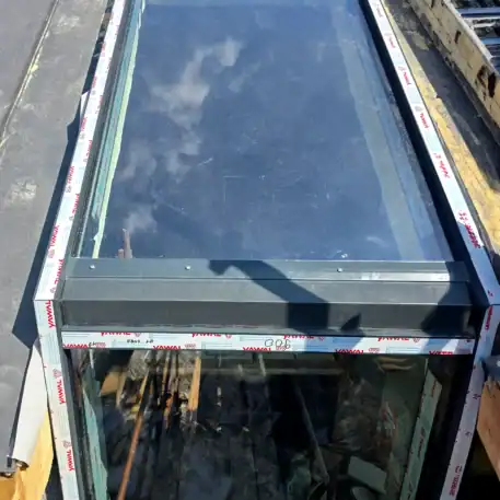 Feature Window Yawal FA 50N