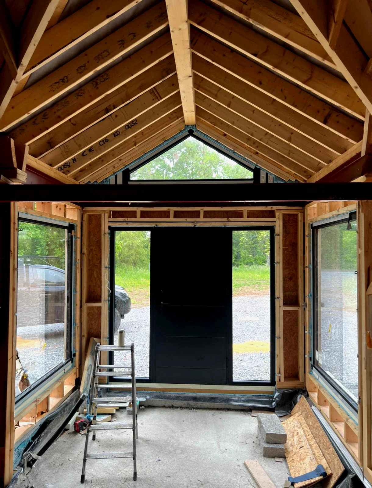 PVC-Fenster, Hintertüren und Fenstertüren Salamander greenEvolution 76 3D | Wikęd Stahltüren Modell 26C Produktlinie: OPTIMUM TERMO | Aluminium-Schiebetüren MB-59HS | Kork | #504